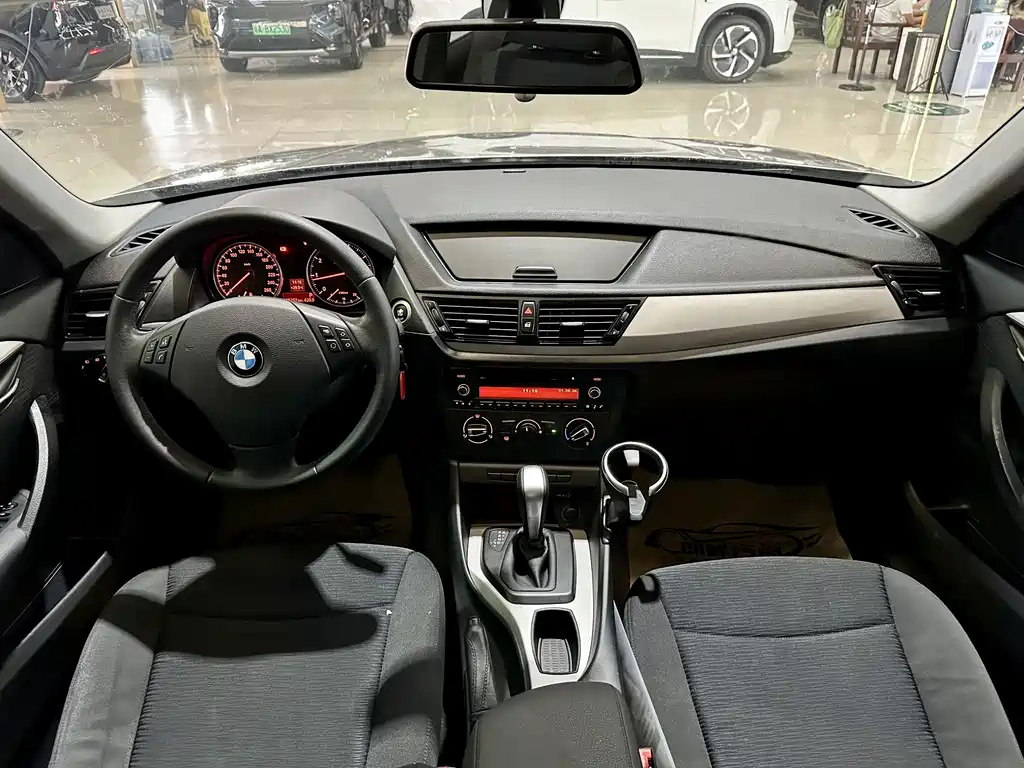 BMW X1 — миниатюра 18