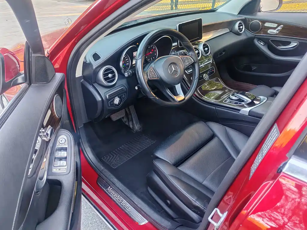 Mercedes-Benz C-Class — миниатюра 19