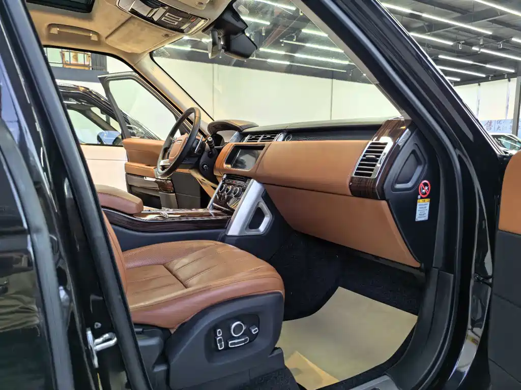 Land Rover Range Rover 2017 3.0 SC V6 AB Long Wheelbase