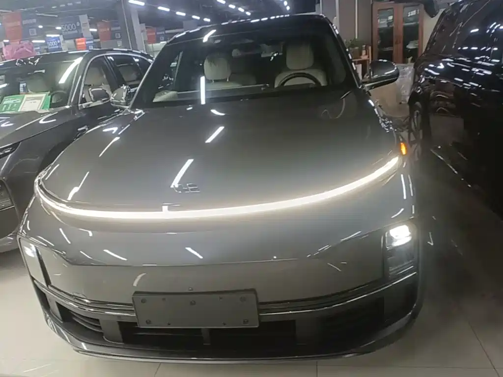 Li Auto Li L8 — миниатюра 3