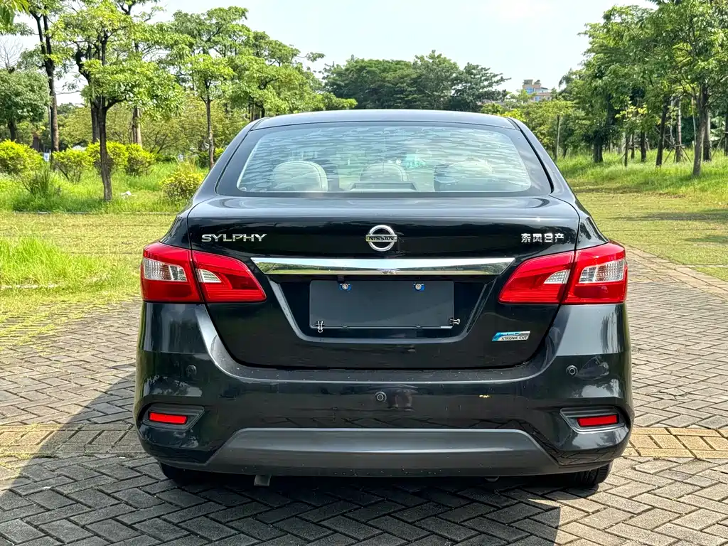 Nissan Sylphy — миниатюра 8