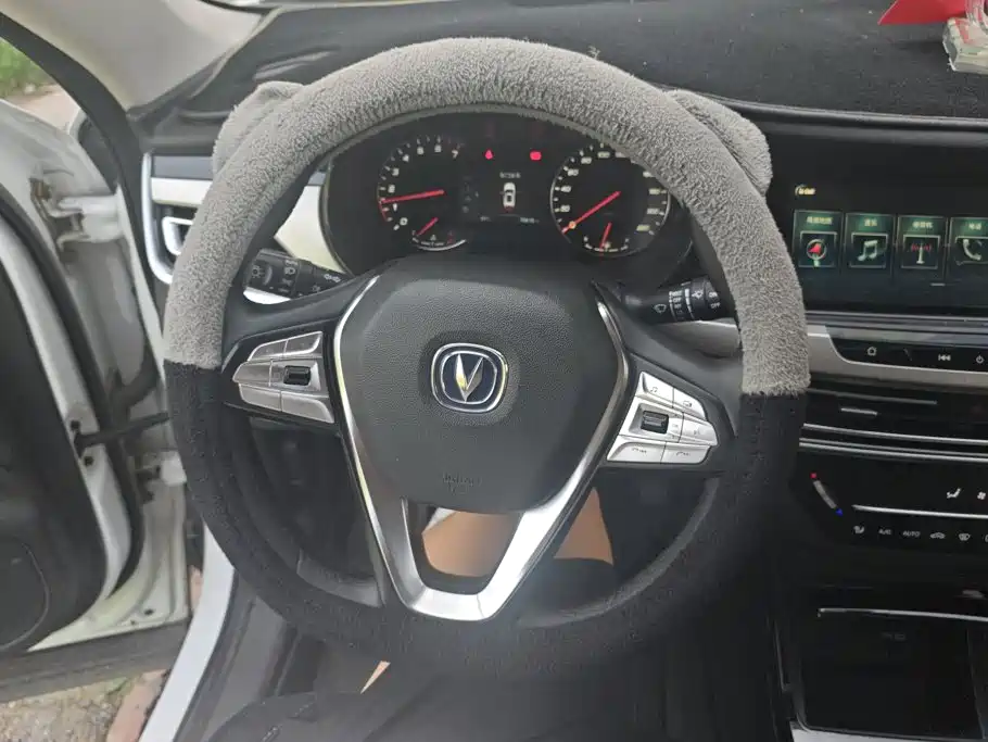 Changan CS35PLUS — миниатюра 15