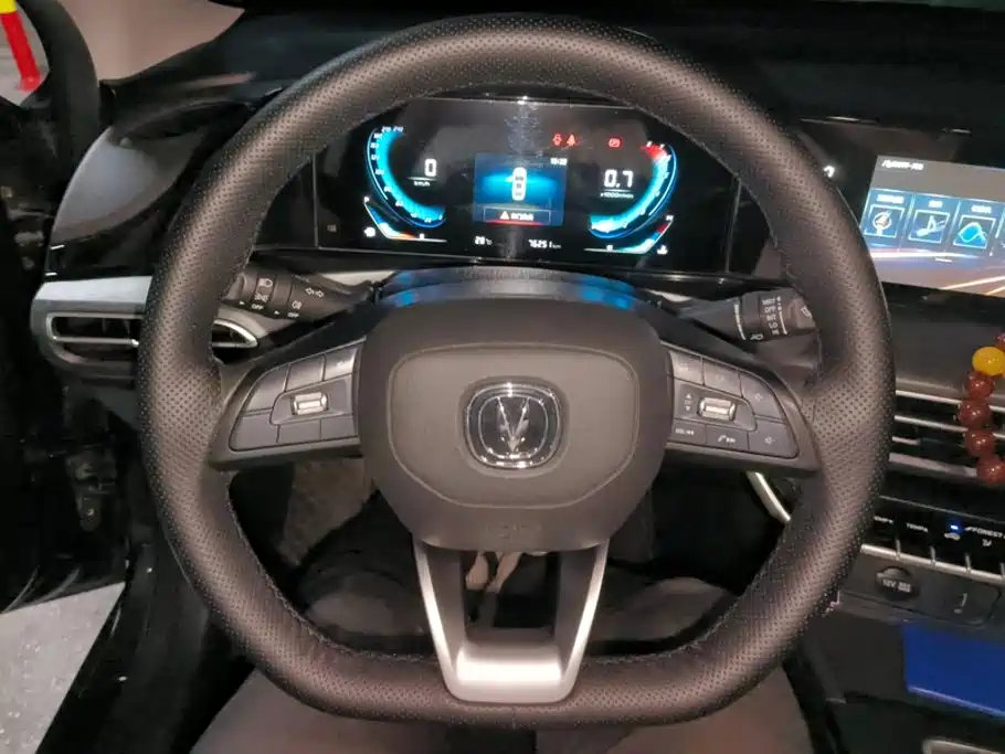 Changan Eado — миниатюра 15