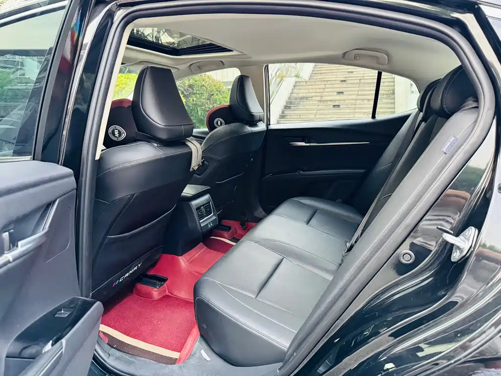 Toyota Camry 2024 2.0GVP Luxury