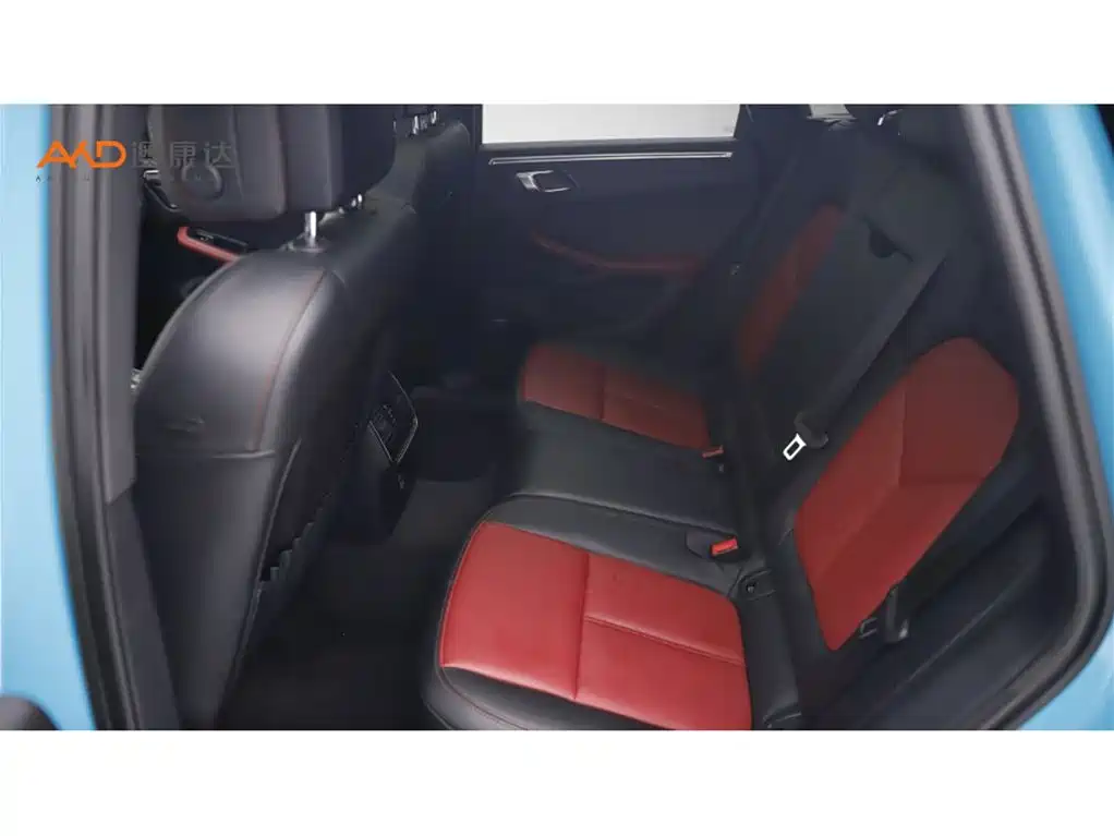 Porsche Macan — миниатюра 7