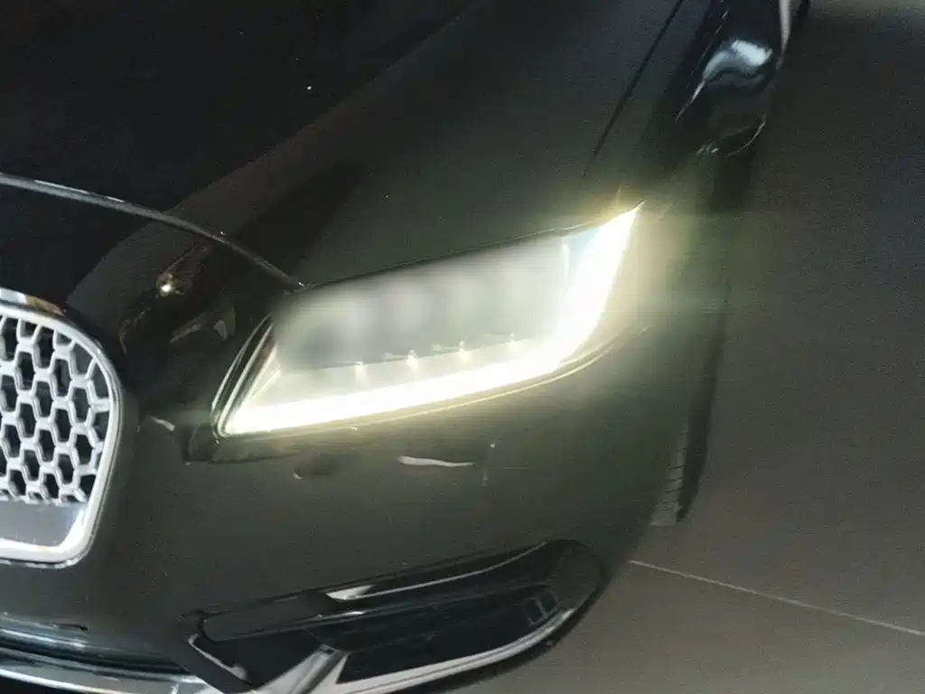 Lincoln Continental — миниатюра 24