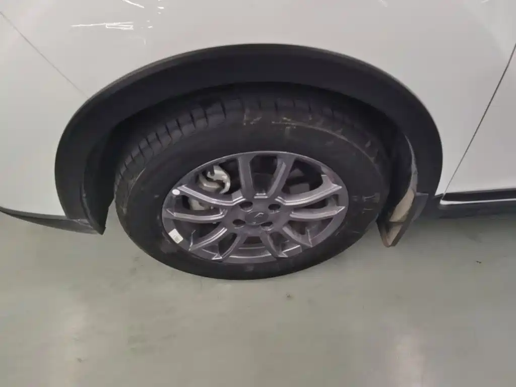 Geely Vision X3 — миниатюра 23