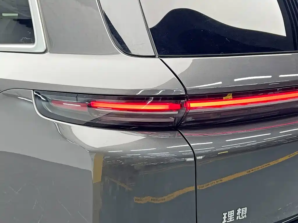 Li Auto Li L8 — миниатюра 13