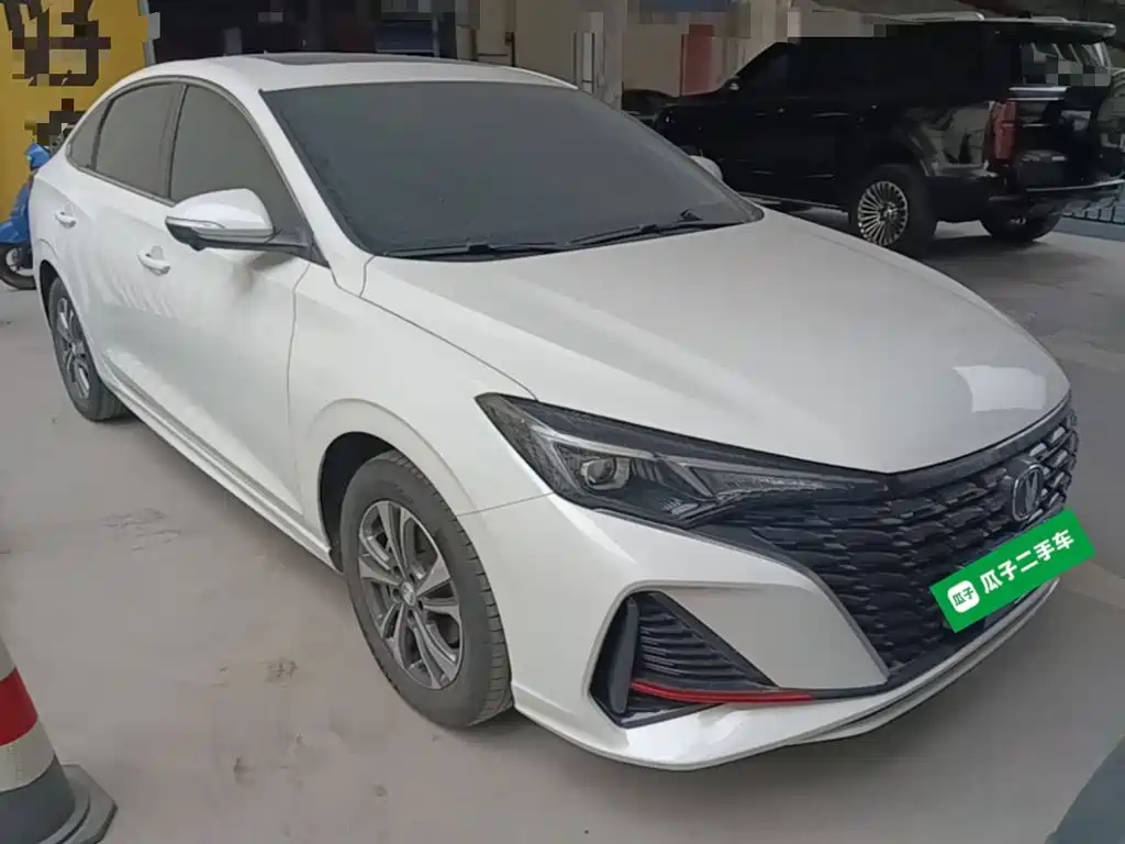 Changan Eado — миниатюра 4