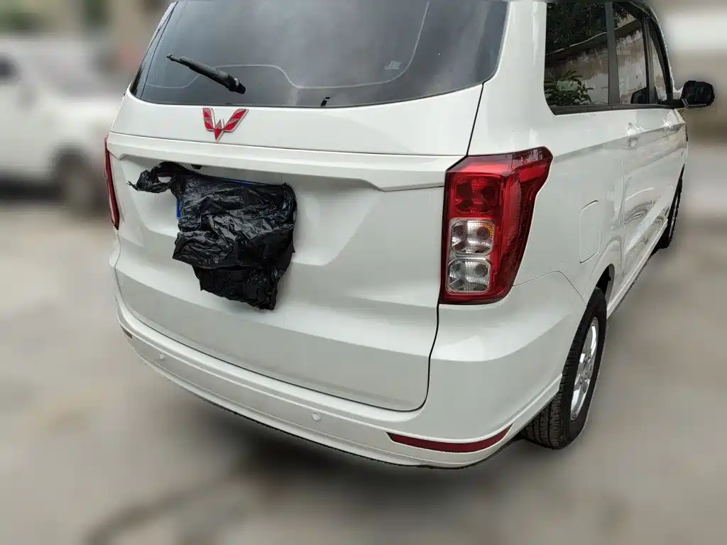 Wuling Hongguang — миниатюра 4