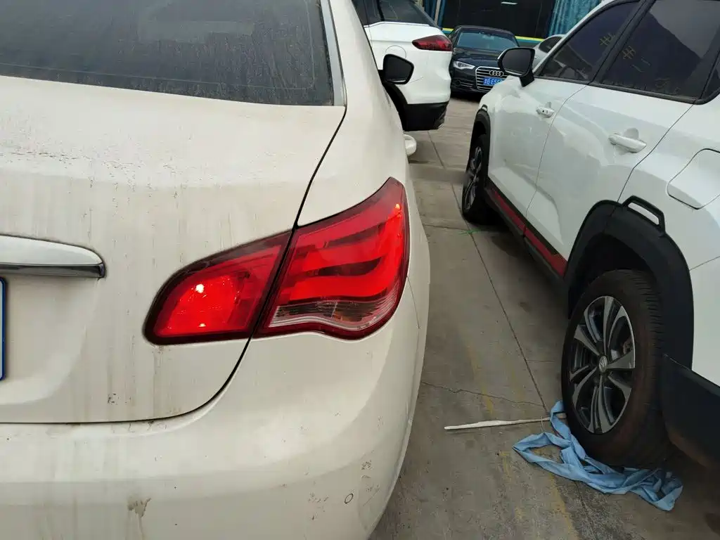 Roewe 550 — миниатюра 8