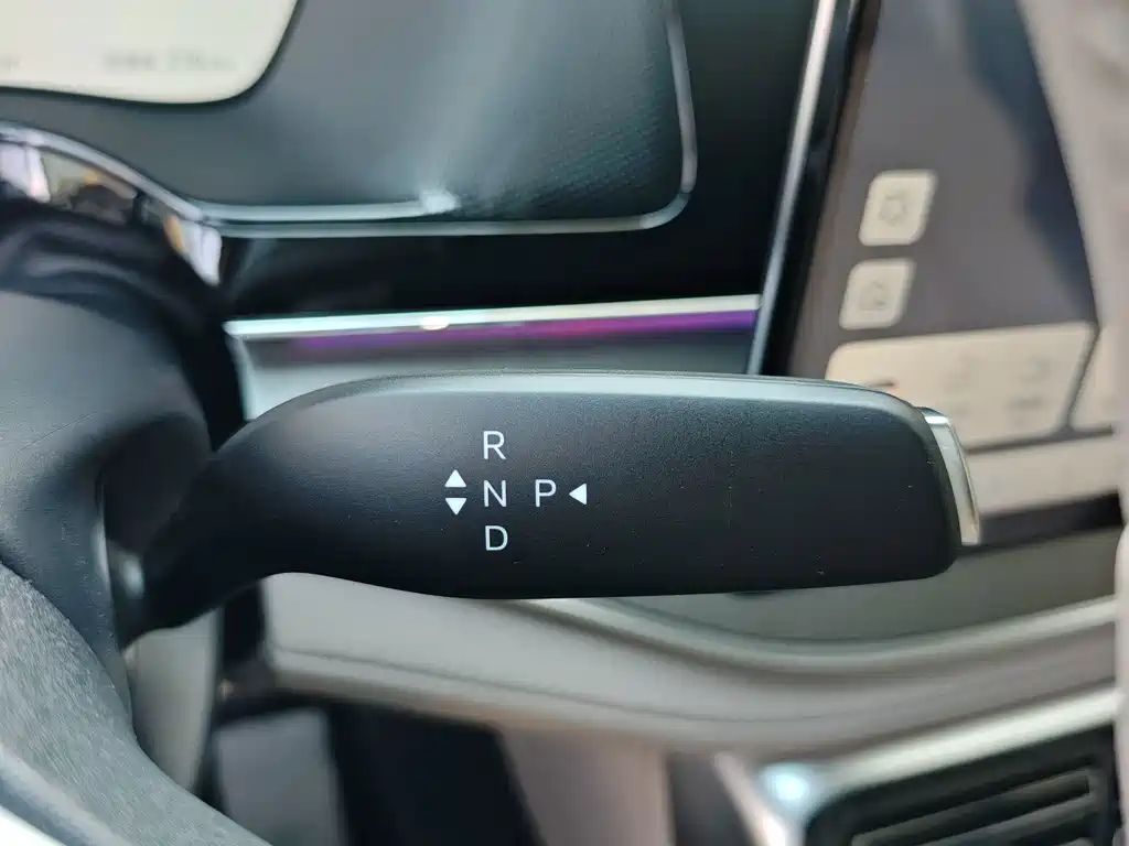 BYD Tang New Energy — миниатюра 14