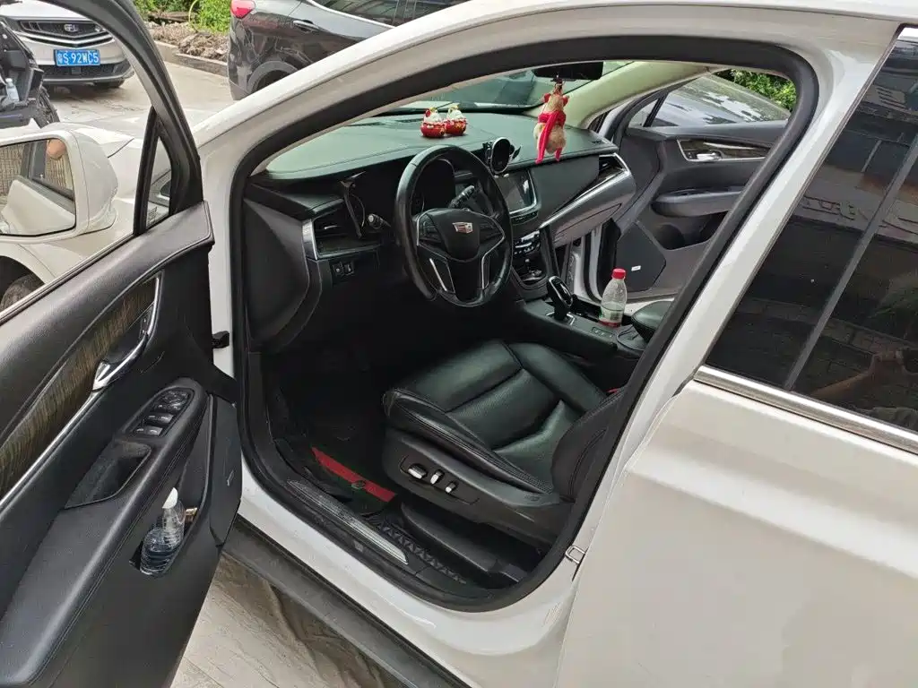 Cadillac XT5 — миниатюра 12