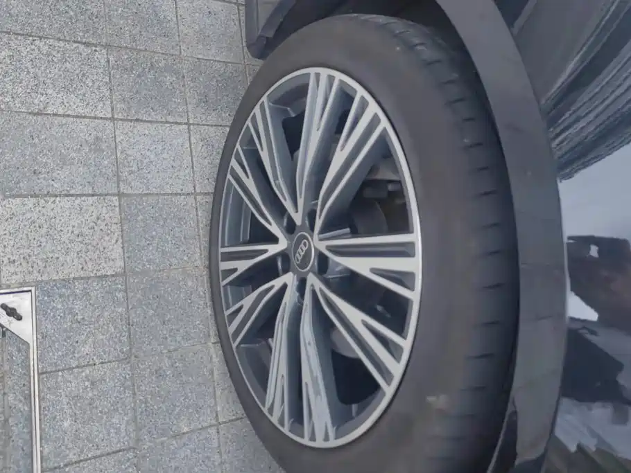 Audi A6L — миниатюра 6