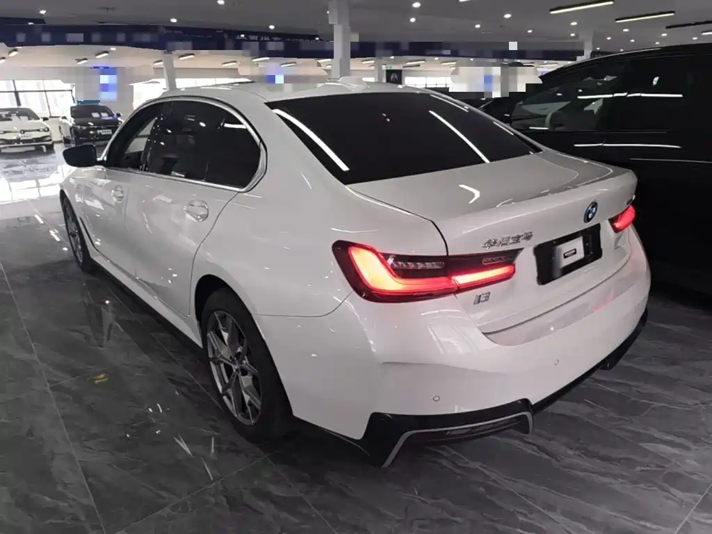BMW i3 — миниатюра 5