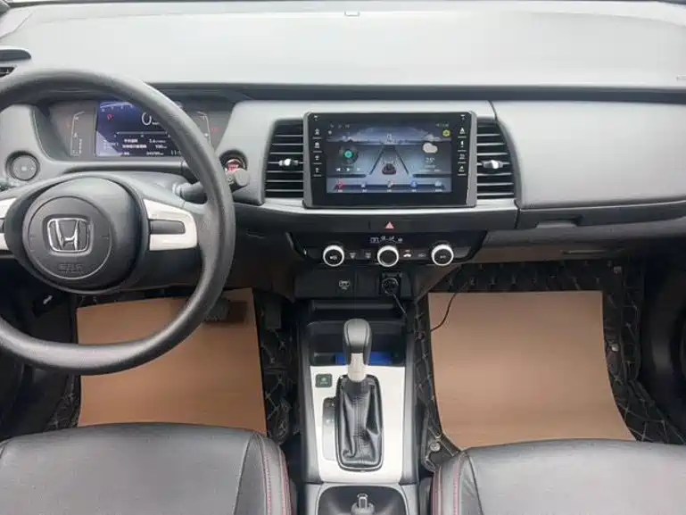 Honda Fit — миниатюра 7