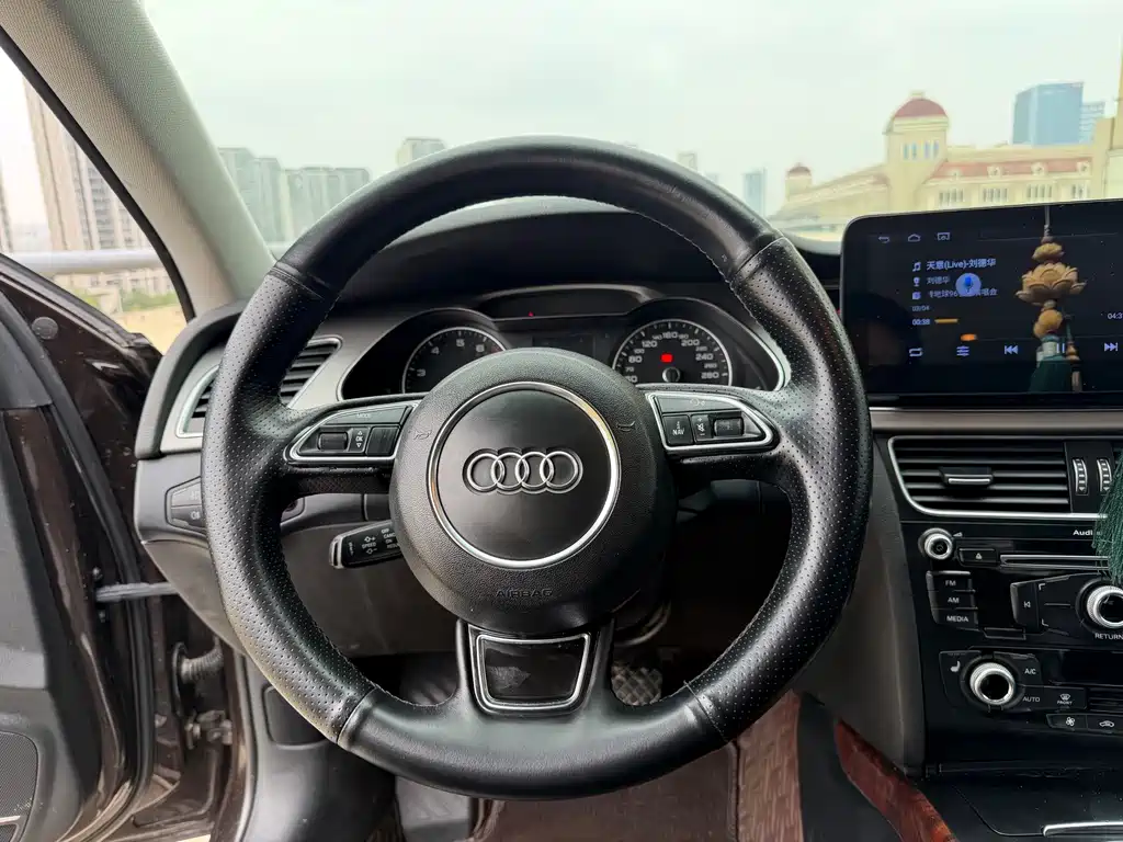 Audi A4L — миниатюра 7
