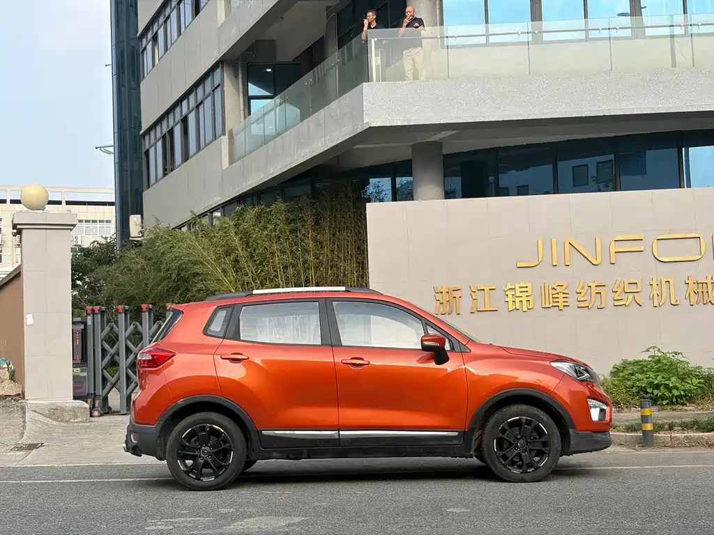Changan CS15 — миниатюра 4