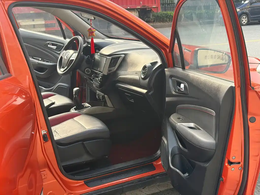 Changan CS15 — миниатюра 11