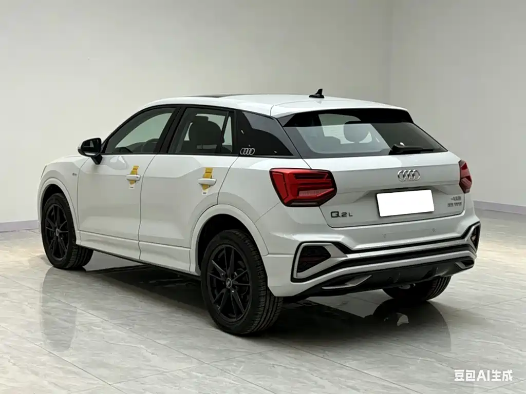 Audi Q2L 2024 35TFSI