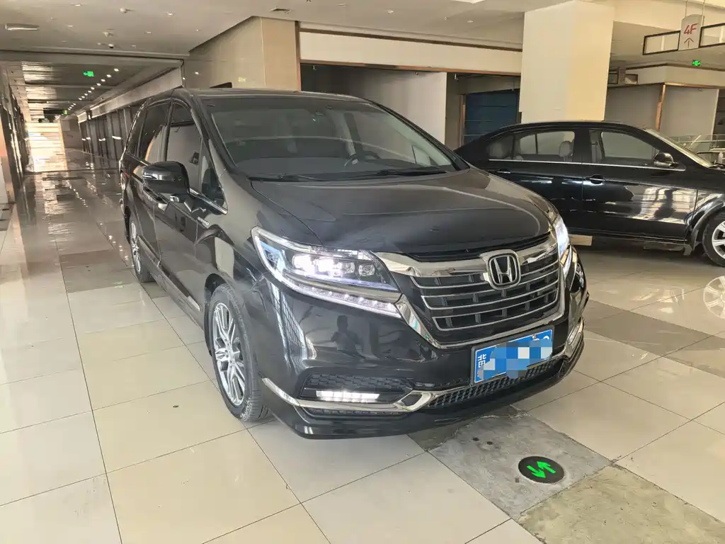 Honda Elysion — миниатюра 3