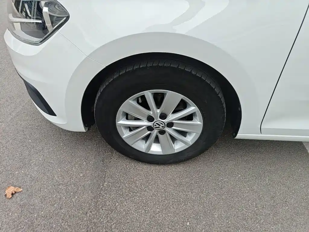 Volkswagen Santana — миниатюра 23