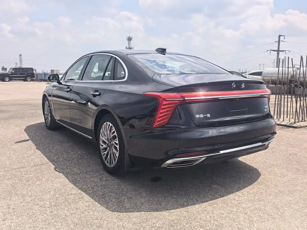 Hongqi Hongqi H5 — миниатюра 5