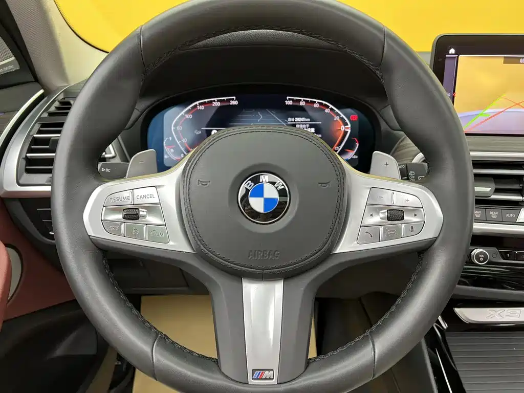 BMW X3 — миниатюра 9