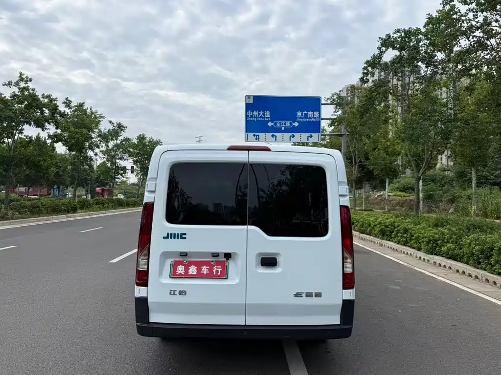 JMC E-Fushun — миниатюра 9
