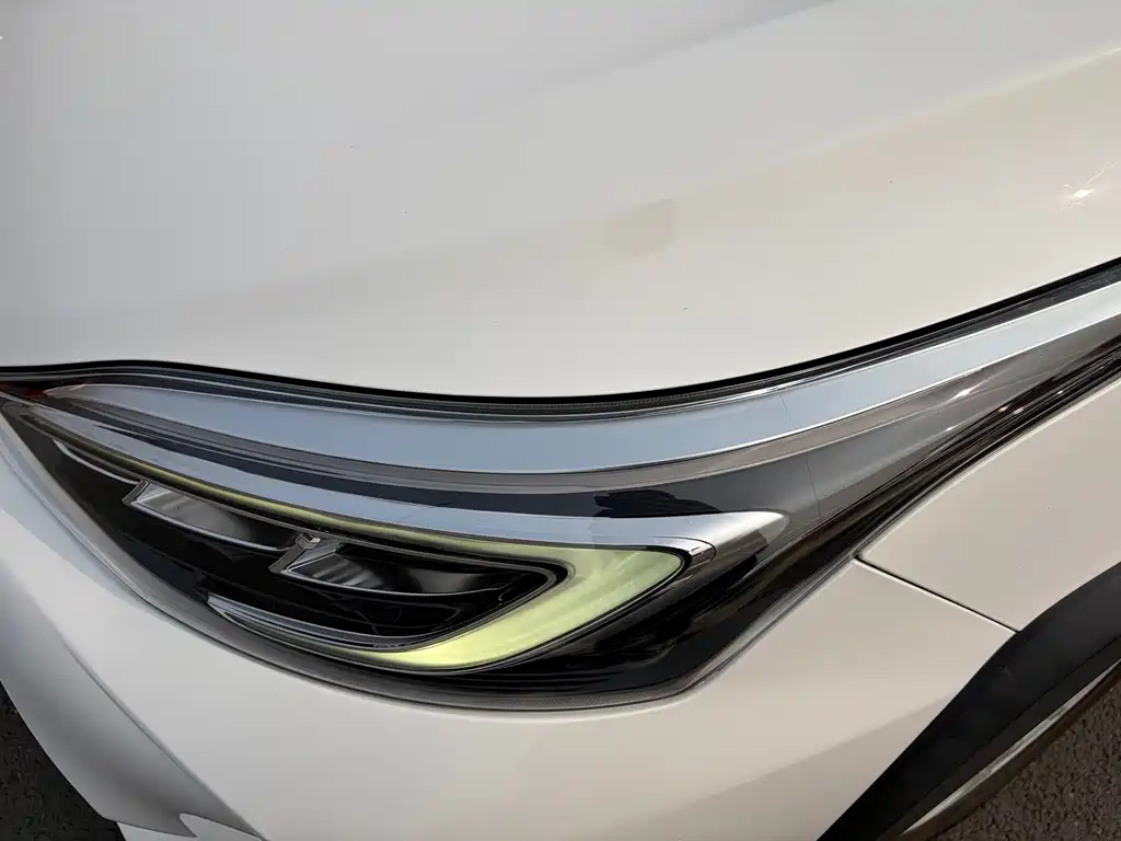 TOYOTA YARIS L ZHIXUAN