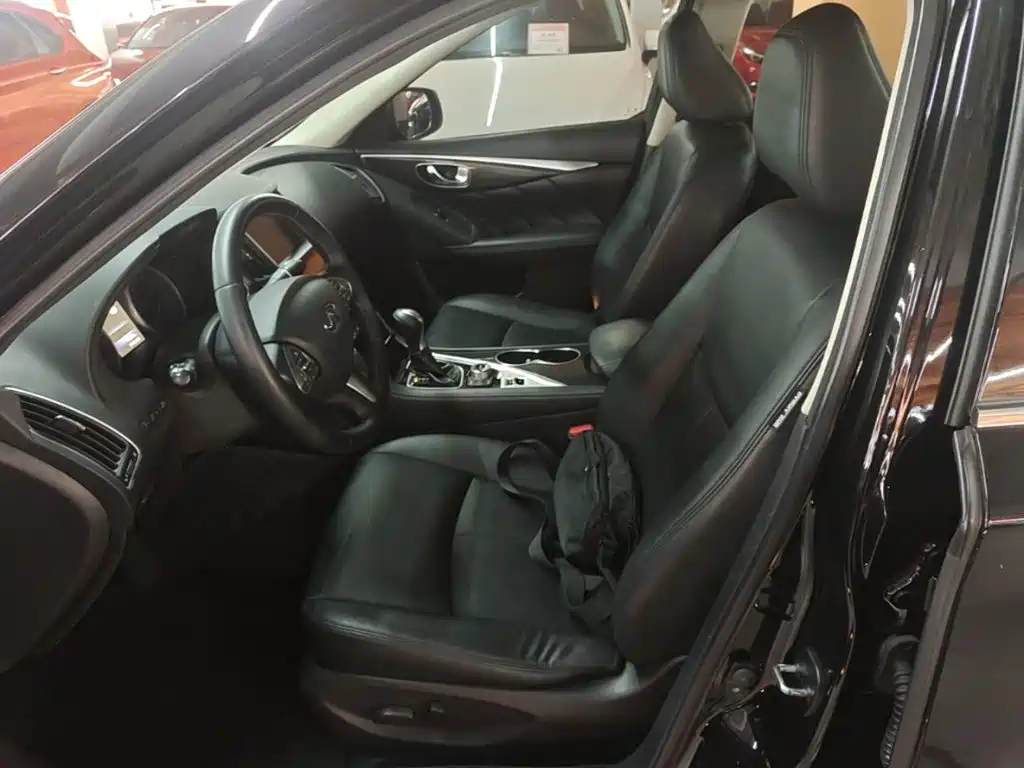 Infiniti Q50L — миниатюра 15