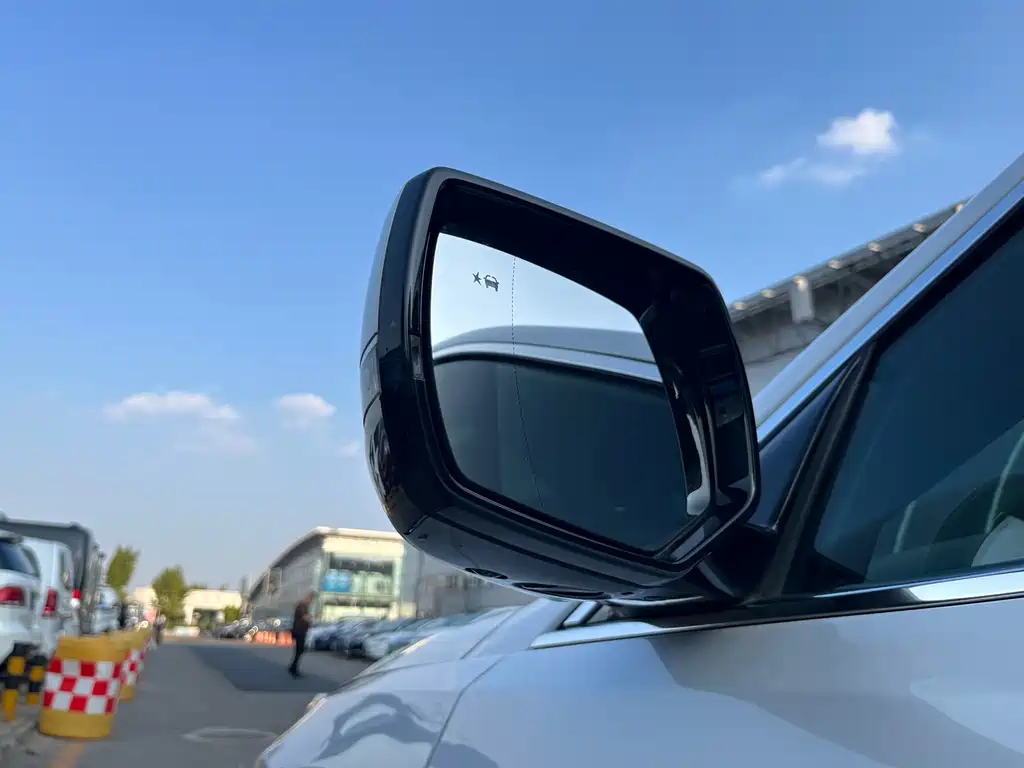 Cadillac CT6 — миниатюра 14