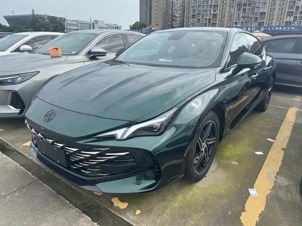 MG MG7