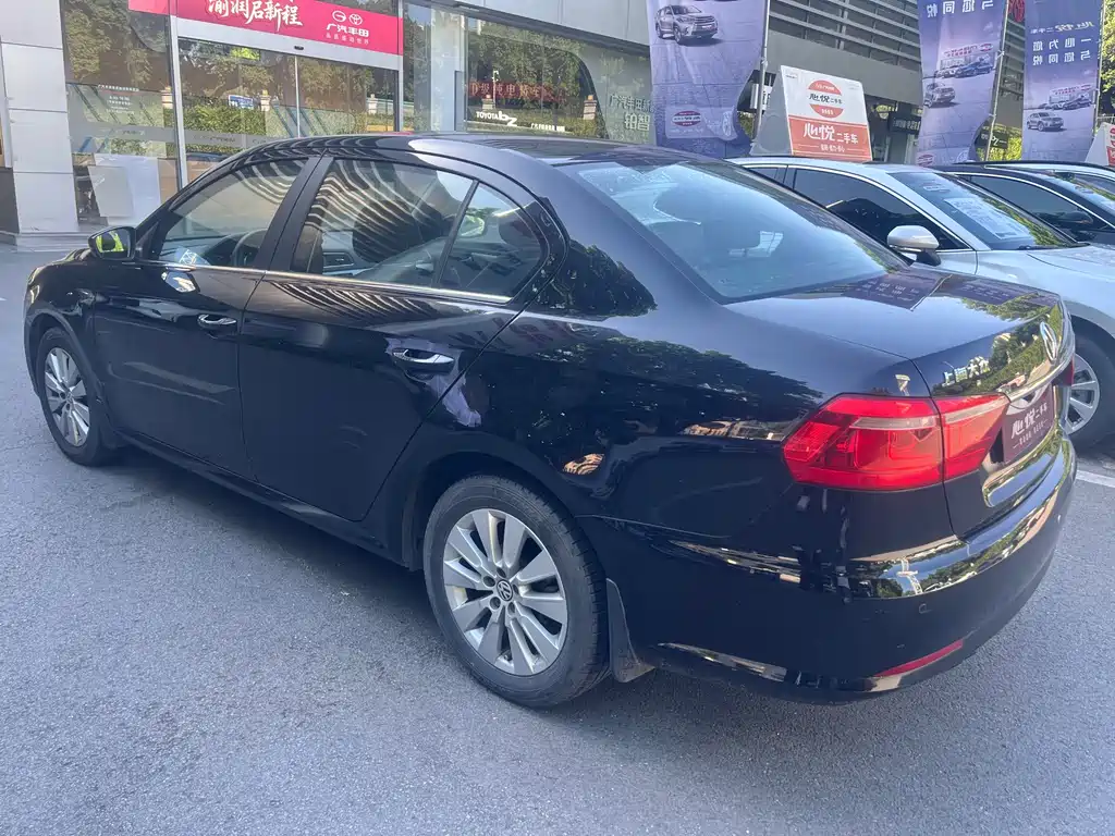 Volkswagen Lavida — миниатюра 10