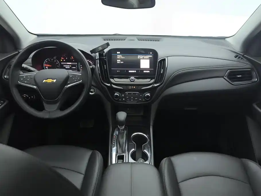 Chevrolet Equinox — миниатюра 12