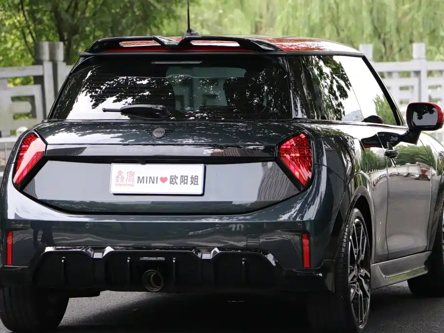 Mini JCW 2025 JOHN COOPER WORKS