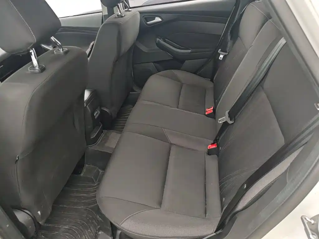 Ford Focus — миниатюра 17