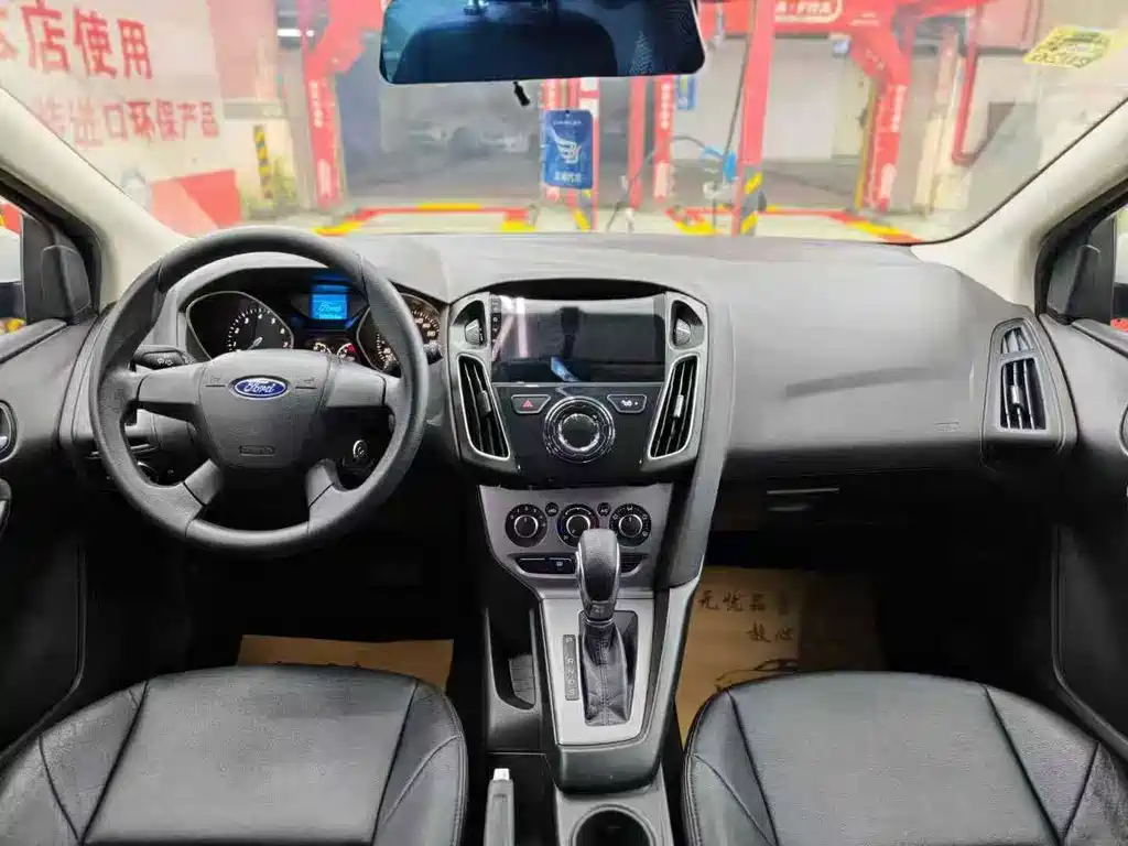 Ford Focus — миниатюра 5