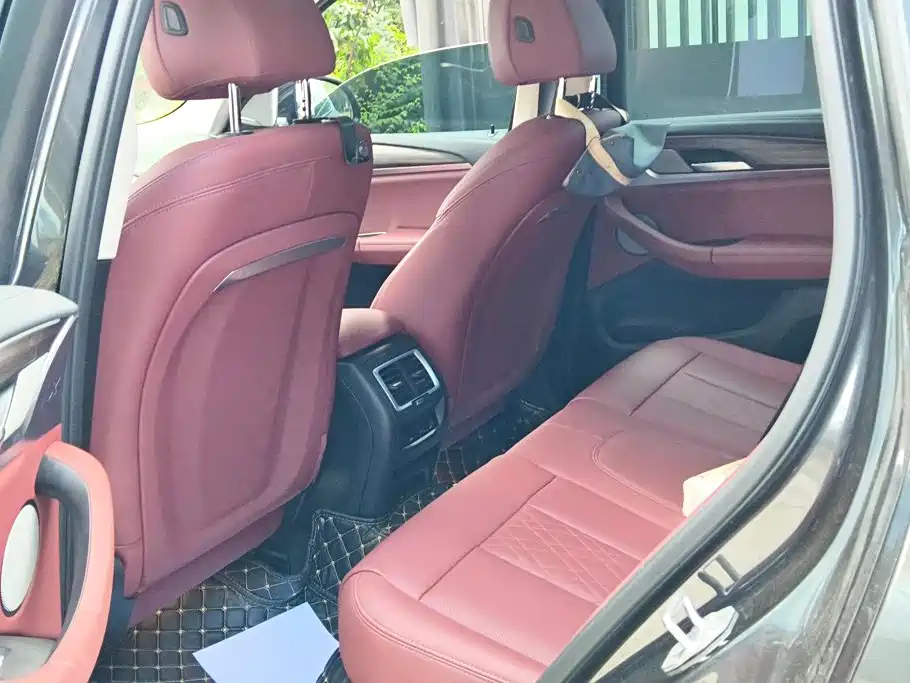 BMW X3 — миниатюра 11