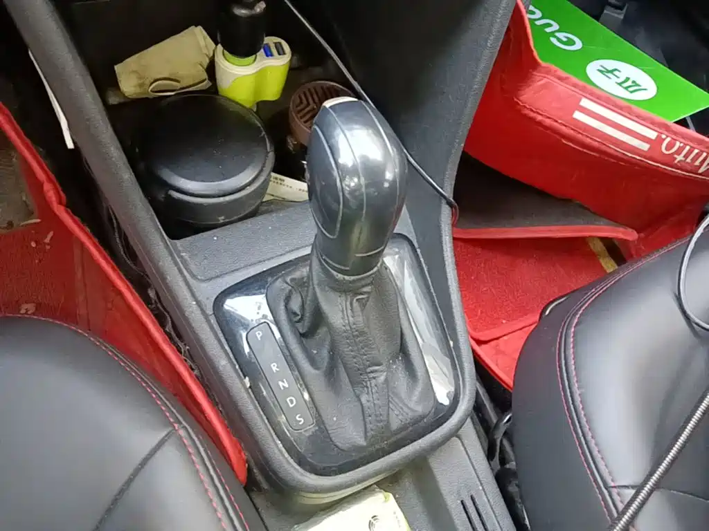 Volkswagen Santana — миниатюра 14