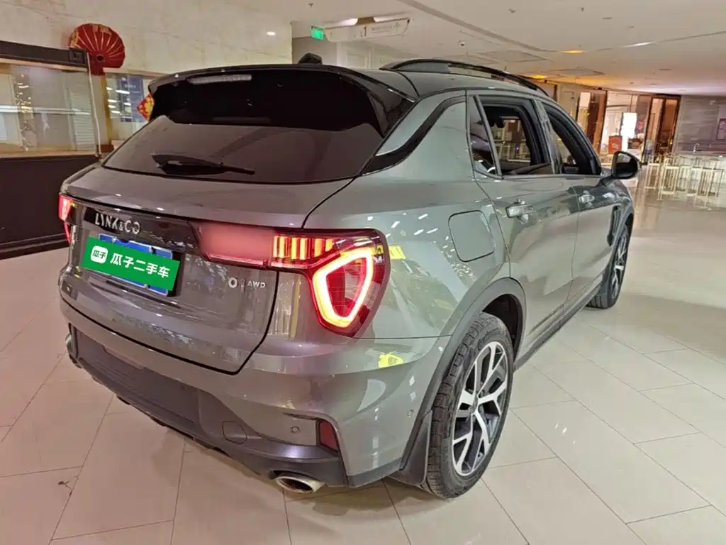 Lynk & Co 01 — миниатюра 7