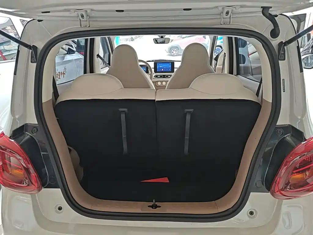 Wuling MINIEV — миниатюра 19