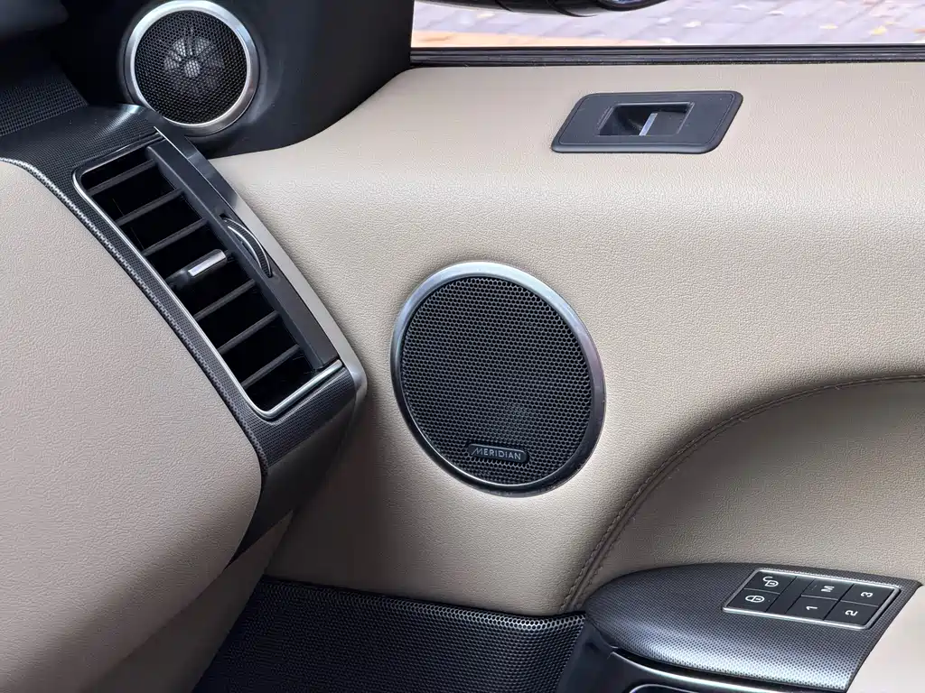 Land Rover Sport — миниатюра 14