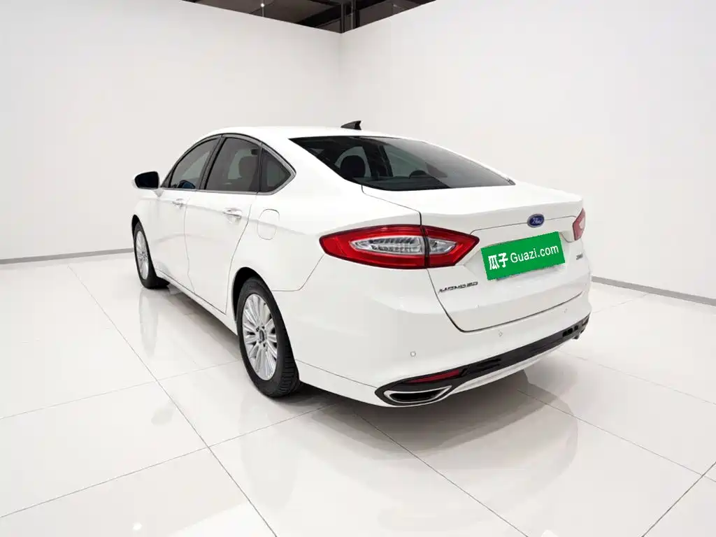 Ford Mondeo — миниатюра 4