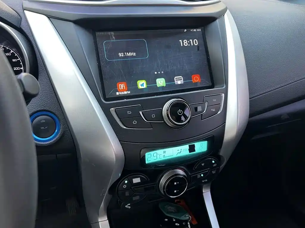 BYD Yuan EV — миниатюра 7