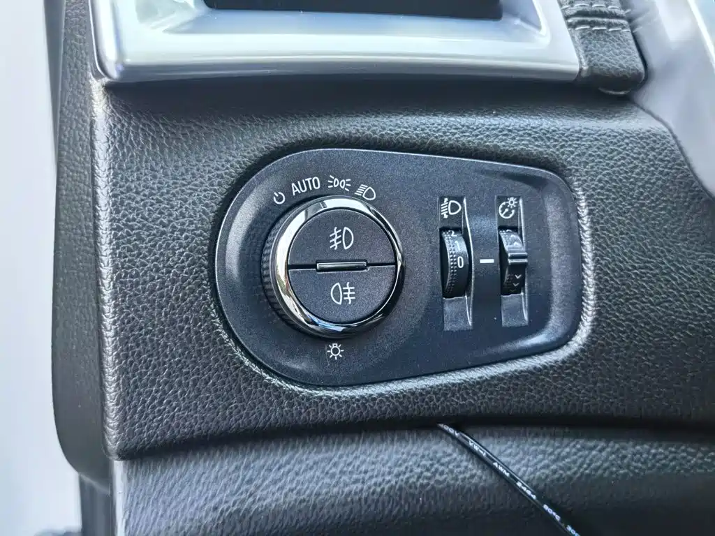 Cadillac SRX — миниатюра 21