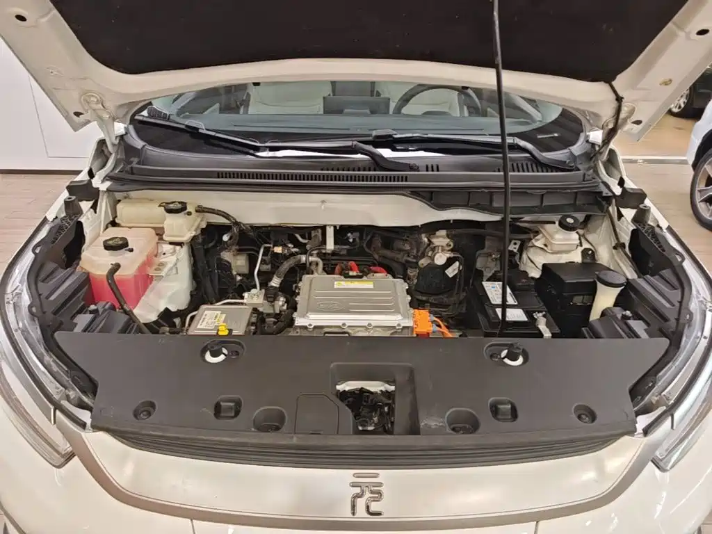 BYD Yuan Pro — миниатюра 20