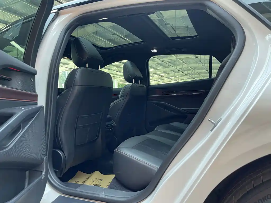 Ford Mondeo — миниатюра 9