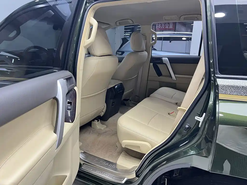 Toyota Prado (Import) — миниатюра 6