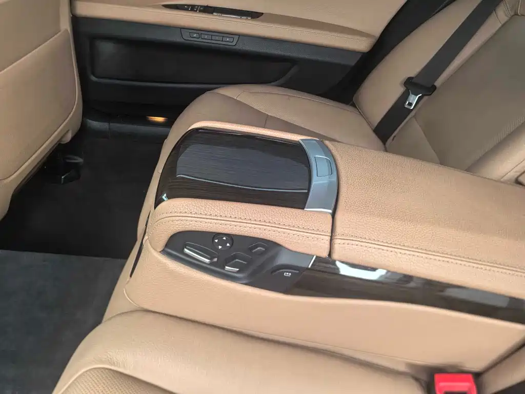BMW 7 Series 7 2013 730Li Luxury